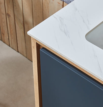 LYON 60” BLACK OF NIGHT/MAPLE MODERN FREESTANDING BATHROOM VANITY (WHITE COUNTERTOP)