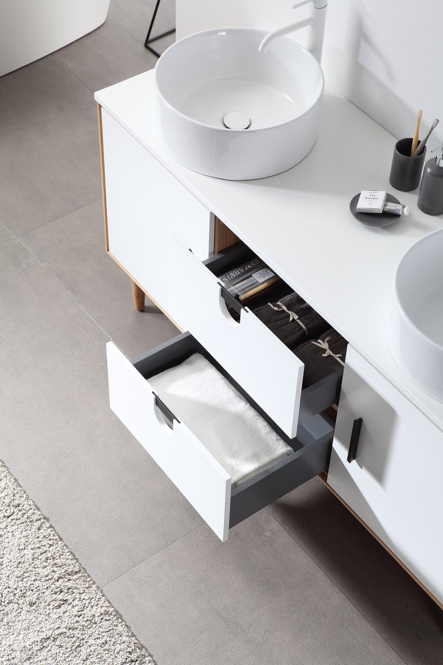 PORTREE 60” MATTE WHITE MID-CENTURY FREESTANDING BATHROOM VANITY