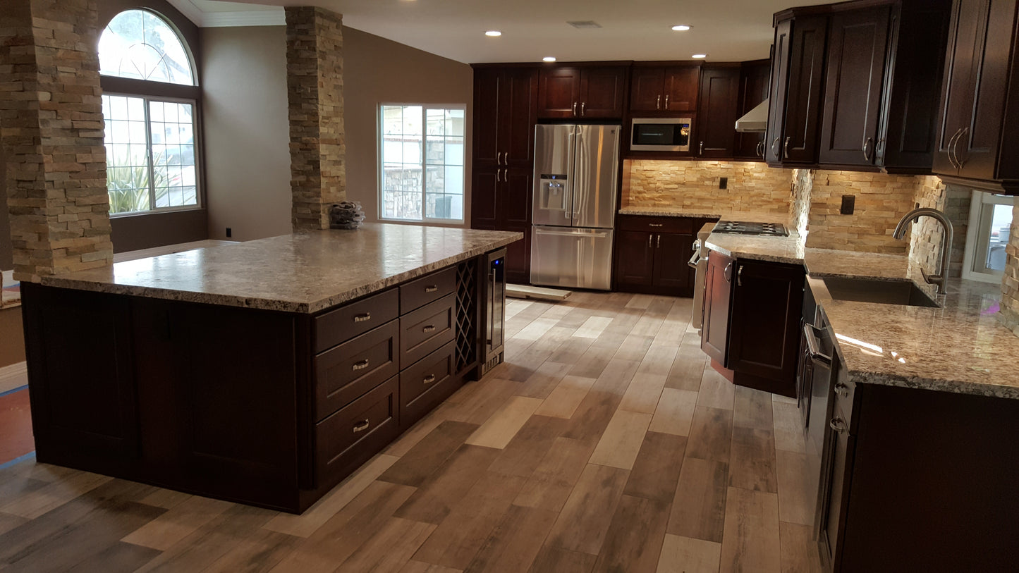 DARK SHAKER finished kitchen