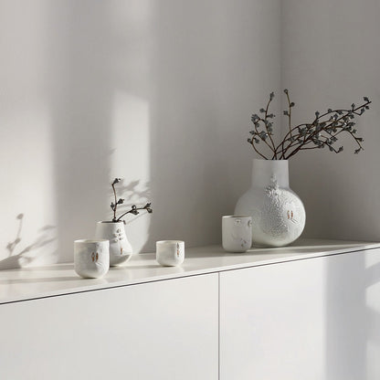 Picture Stories Porcelain Vase - A Walk In The Park product image