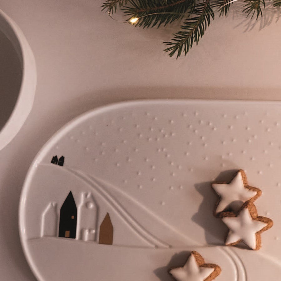 Snowy Day porcelain platter detail