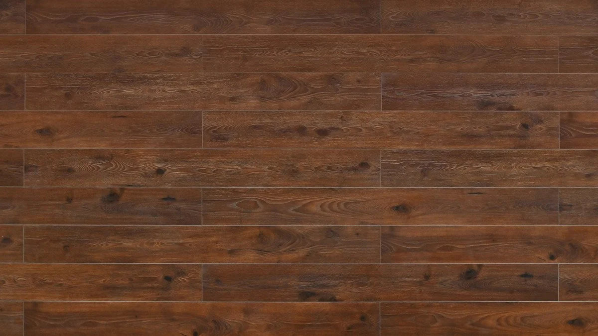 TF8001 | Umber laminate flooring detail
